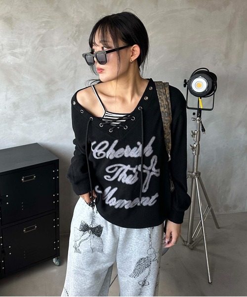 sedacle girl(セダクルガール)の「アイレットレースアップニット(ニット/セーター・レディース・ベージュ/ブラック/グレー・FREE)」の5枚目の写真