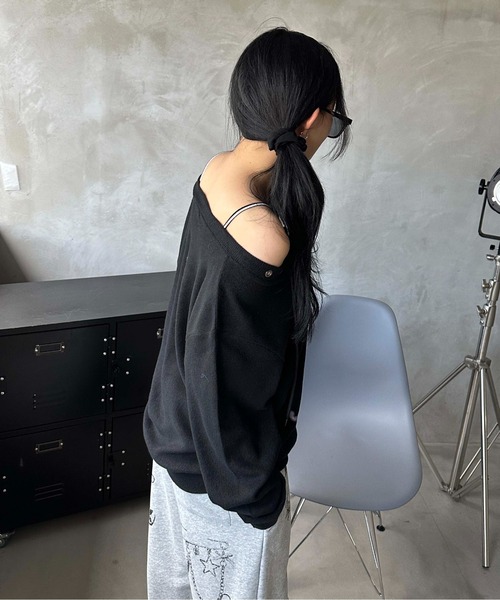 sedacle girl(セダクルガール)の「アイレットレースアップニット(ニット/セーター・レディース・ベージュ/ブラック/グレー・FREE)」の7枚目の写真
