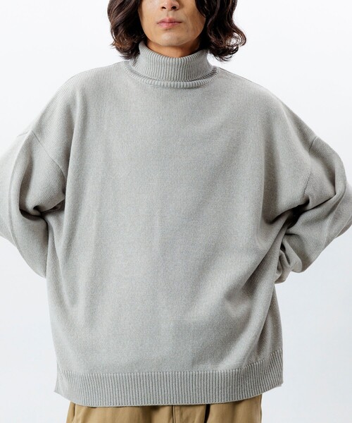 FREAK'S STORE（フリークスストア）の「限定展開 Relax Fit リラックスフィット イージーケア ウォッシャブル タートルネックニット（ニット/セーター・メンズ・ネイビー/ブラック/チャコールグレー/グレー・MEDIUM/LARGE/SMALL）」の4枚目の写真