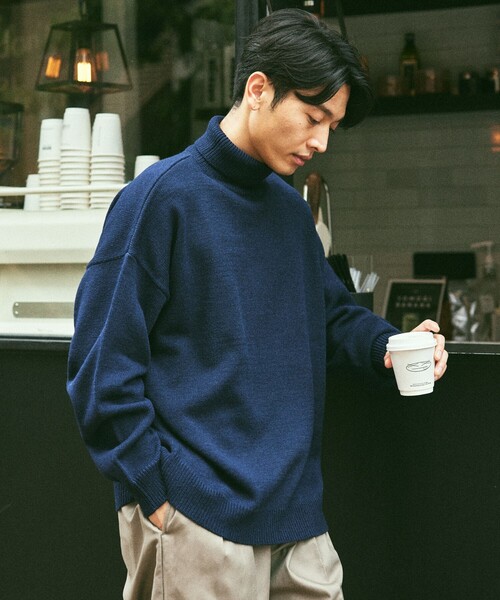 FREAK'S STORE（フリークスストア）の「限定展開 Relax Fit リラックスフィット イージーケア ウォッシャブル タートルネックニット（ニット/セーター・メンズ・ネイビー/ブラック/チャコールグレー/グレー・MEDIUM/LARGE/SMALL）」の22枚目の写真