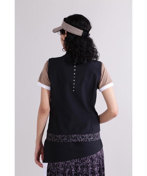 New Balance Golf(ニューバランスゴルフ)の「【new balance golf】【直営店舗限定】フルジップ ウインド ベスト (WOMENS)(ベスト・レディース・ブラック/ベージュ・SMALL/MEDIUM/LARGE)」の19枚目の写真