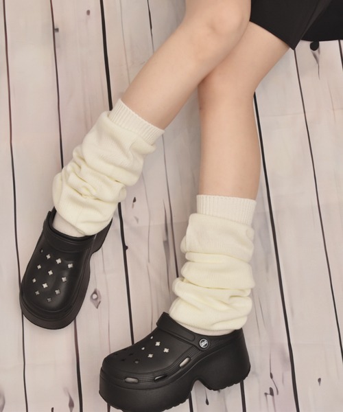 VIBGYOR Women(ヴィブジョー ウィメン)の「【float】ベーシック 厚手 無地リブ ボリューム ルーズソックス/ハイソックス【8色展開】(ソックス/靴下・レディース・オフホワイト/ブラック/アイボリー/グレー/アッシュブラウン/ホワイト/ダークブラウン/チャコール・FREE)」の3枚目の写真