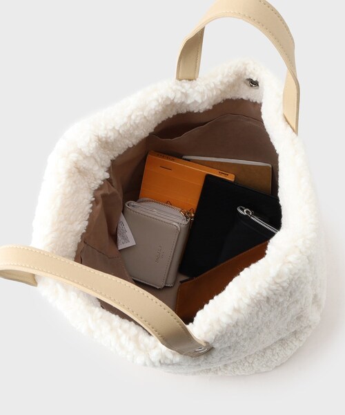 GALLEST（ギャレスト）の「ボアトート（トートバッグ・レディース・ダークブラウン系4/オフホワイト/ブラック・00）」の13枚目の写真