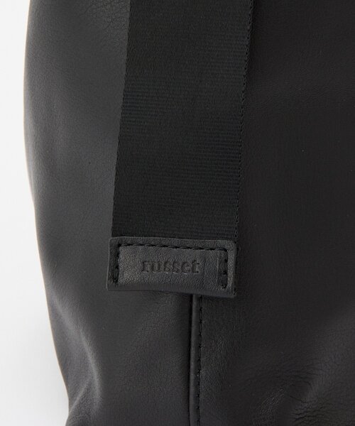 russet（ラシット）の「レザーホーボーバッグ M（ショルダーバッグ・レディース・ブラック/グレイッシュベージュ・FREE）」の9枚目の写真