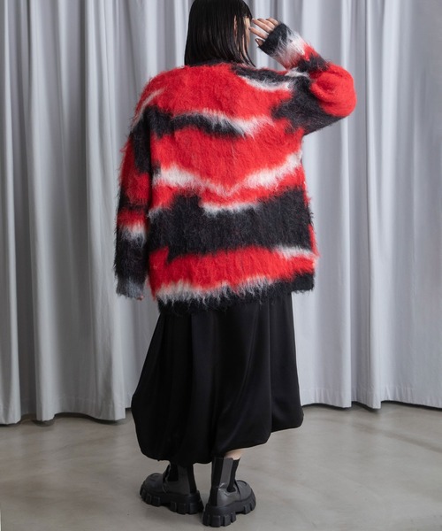 MARECHAL TERRE（マルシャルテル）の「ジャガードオーバーニットカーディガン（カーディガン/ボレロ・レディース・レッド/ブルー/ブラック/グリーン・MEDIUM）」の13枚目の写真