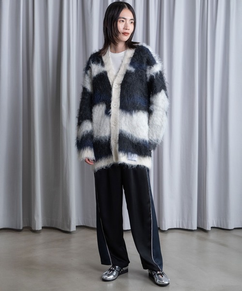 MARECHAL TERRE（マルシャルテル）の「ジャガードオーバーニットカーディガン（カーディガン/ボレロ・レディース・レッド/ブルー/ブラック/グリーン・MEDIUM）」の21枚目の写真