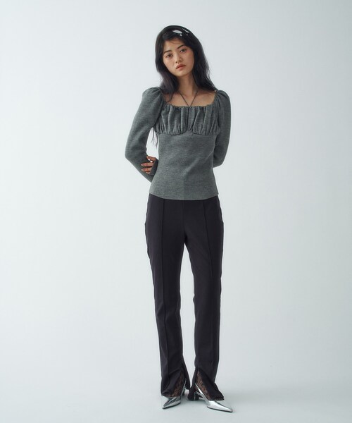 CODE A（コードエー）の「femi gather rib knit（ニット/セーター・レディース・グレー/ベージュ/パープル・00）」の4枚目の写真