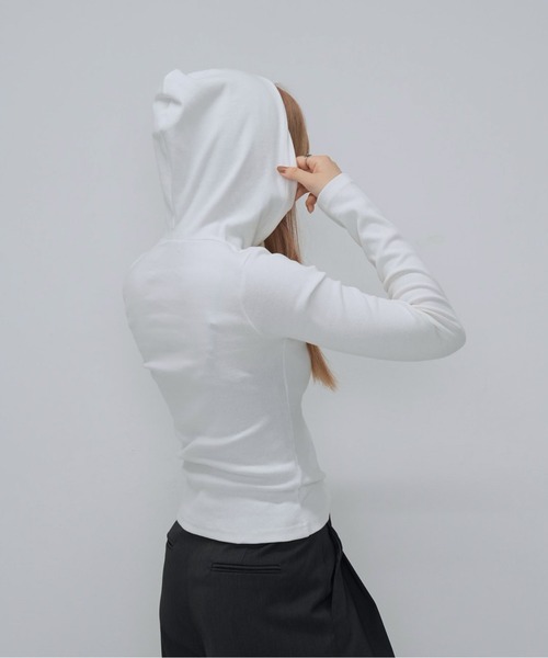 Enewd nina(エニュードニーナ)の「リブフーディトップス(Tシャツ/カットソー・レディース・ブラック/グレー/ホワイト・FREE)」の5枚目の写真