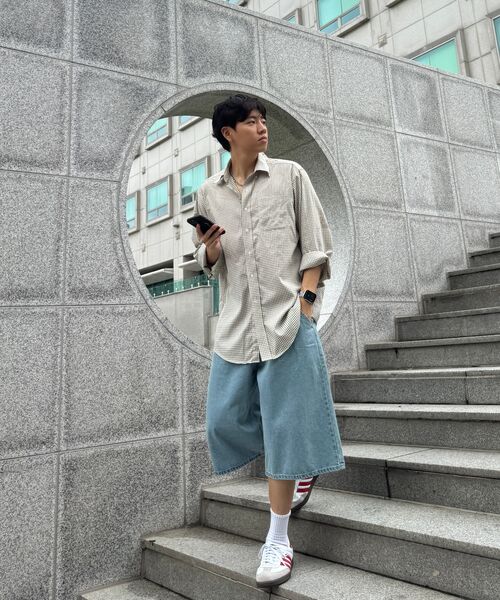 DNSR(ディーエヌエスアール)の「ワンタックバミューダデニムパンツブルー(その他パンツ・メンズ・その他・LARGE/X-LARGE/SMALL/MEDIUM)」の12枚目の写真