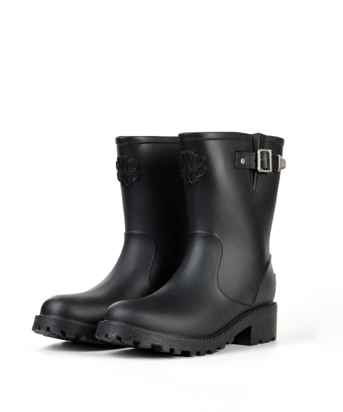 NICK&NICOLE(ニックアンドニコール)の「NICOLE BUCKLE SHORT RAIN BOOTS_BLACK(レインシューズ・レディース・その他・LARGE/X-SMALL/SMALL/MEDIUM)」の1枚目の写真