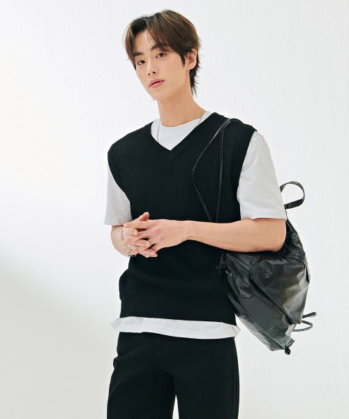 CHASECULT(チェイスカルト)の「男性Vネックベスト-DARK7311B03(ベスト・メンズ・ブラック・100/95/105)」の5枚目の写真