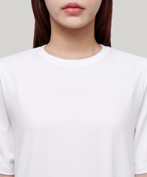 MUSINSA STANDARD WOMAN（ムシンサスタンダードウーマン）の「ウィメンズクルーネックロングTシャツドレス[ホワイト]（ワンピース・レディース・その他・SMALL/MEDIUM/LARGE/X-SMALL）」の3枚目の写真