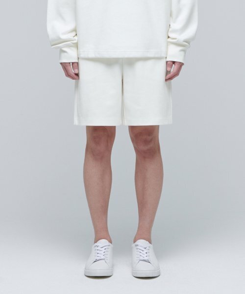 MUSINSA STANDARD（ムシンサスタンダード）の「フラットテリースウェットショーツ[クリーム]（その他パンツ・メンズ・その他・SMALL/MEDIUM/LARGE）」の2枚目の写真
