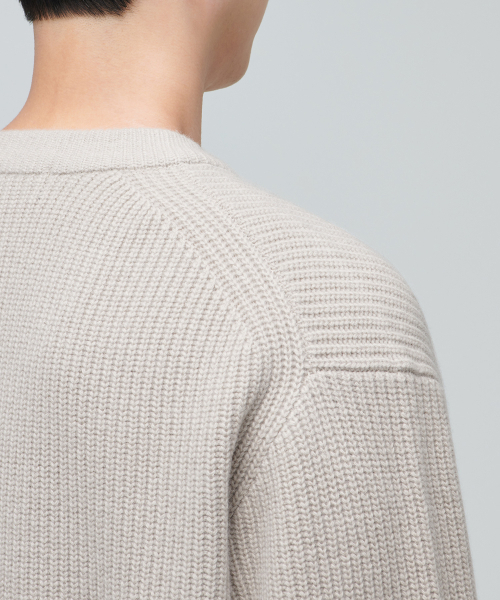 MUSINSA STANDARD（ムシンサスタンダード）の「ラムウールリブVネックニット【きのこ】（ニット/セーター・メンズ・その他・XX-LARGE/LARGE/MEDIUM/SMALL/X-LARGE）」の4枚目の写真