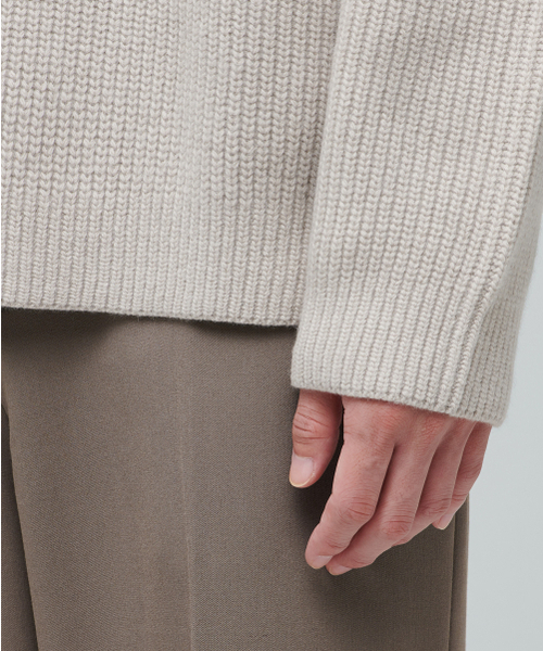 MUSINSA STANDARD（ムシンサスタンダード）の「ラムウールリブVネックニット【きのこ】（ニット/セーター・メンズ・その他・XX-LARGE/LARGE/MEDIUM/SMALL/X-LARGE）」の5枚目の写真