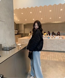 I.O.E（アイオイ）の「やわらかキルティングライトジャケット（テーラードジャケット）」