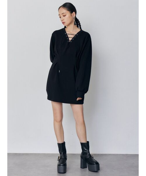 MURUA(ムルーア)の「デザインレースアップミニワンピース(ワンピース・レディース・グレー/ブラック・FREE)」の12枚目の写真