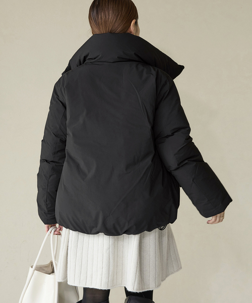 IENA(イエナ)の「WOOLRICH/ウールリッチ LUXURY COCOON JK ジャケット(ダウンジャケット/コート・レディース・ブラック/ホワイト・36/38)」の14枚目の写真