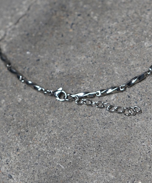 Confirm（コンファーム）の「【ZOZO限定】 スリムスパイラル チェーン ネックレス メンズ レディース ユニセックス（ネックレス・メンズ・B/A/C・FREE）」の11枚目の写真