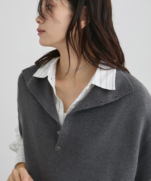 SALON adam et rope'（サロン アダム エ ロペ）の「コットンシルクカシミヤ２WAYジレプルオーバー（ニット/セーター・レディース・グレー/ベージュ・FREE）」の2枚目の写真