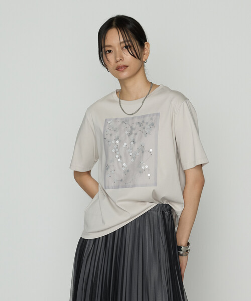 COMME CA(コムサ)の「〔 TALLサイズ 〕 シルキースムース Tシャツ(Tシャツ/カットソー・レディース・ホワイト/グレイッシュベージュ/ブラック・15号/13号)」の10枚目の写真