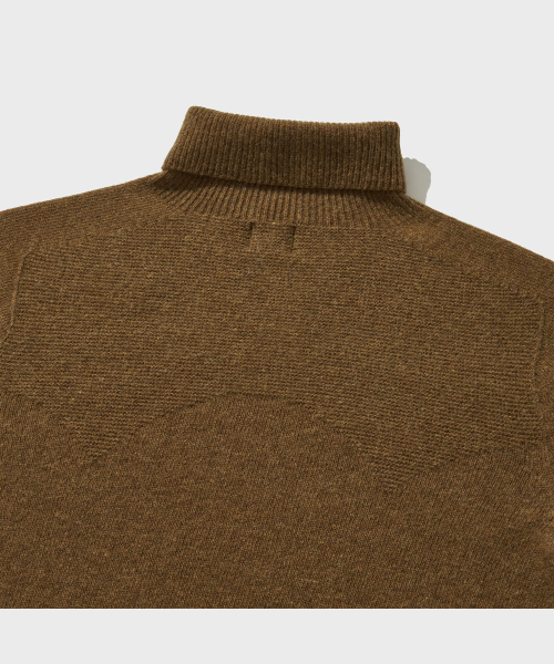 VDR（ブイディアール）の「WHOLE GARMENT DOUBLE FACE TURTLENECK [Golden Brown]（ニット/セーター・メンズ・その他・MEDIUM/LARGE/X-LARGE）」の4枚目の写真