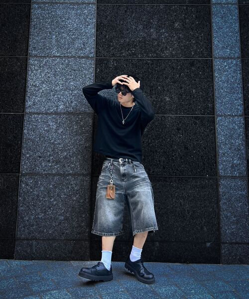 C WEAR BY THE GENIUS(シーウェアバイザジーニアス)の「メンズクロップロングスリーブTシャツブラック(Tシャツ/カットソー・メンズ・その他・XX-LARGE/LARGE/MEDIUM/X-LARGE/SMALL)」の2枚目の写真