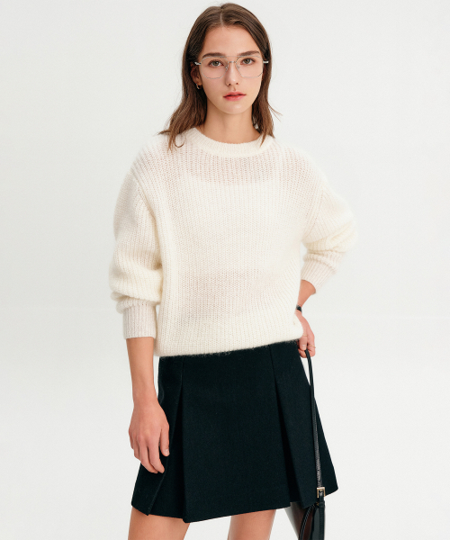 LOOKAST（ルックキャスト）の「ジョリー モヘア プルオーバーニットトップ_アイボリー（ニット/セーター・レディース・アイボリー・SMALL/MEDIUM）」の2枚目の写真