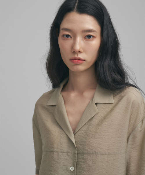 ANOTHER OFFICE WOMEN(アナザー オフィス ウーマン)の「w. Reverb Shirt (Sage Gray)(シャツ/ブラウス・レディース・その他・MEDIUM)」の7枚目の写真