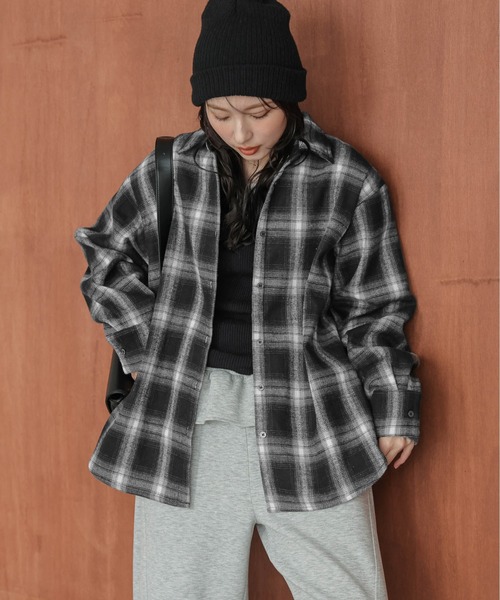 La-gemme(ラジェム)の「裏起毛 ヴィンテージライクチェックシャツ(シャツ/ブラウス・レディース・オレンジ/ベージュ/マスタード/ブルー/ブラック・フリー)」の6枚目の写真