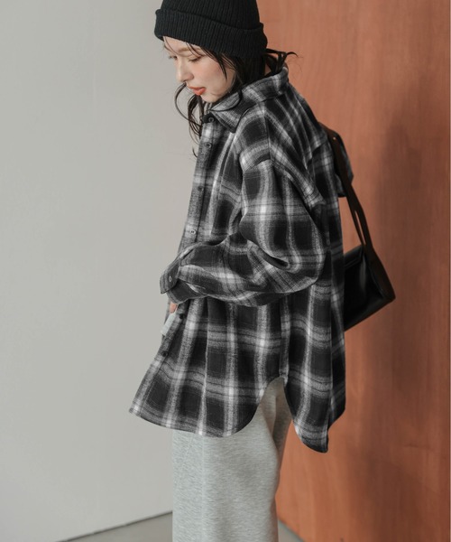La-gemme(ラジェム)の「裏起毛 ヴィンテージライクチェックシャツ(シャツ/ブラウス・レディース・オレンジ/ベージュ/マスタード/ブルー/ブラック・フリー)」の10枚目の写真