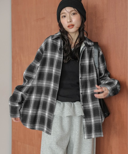 La-gemme(ラジェム)の「裏起毛 ヴィンテージライクチェックシャツ(シャツ/ブラウス・レディース・オレンジ/ベージュ/マスタード/ブルー/ブラック・フリー)」の7枚目の写真