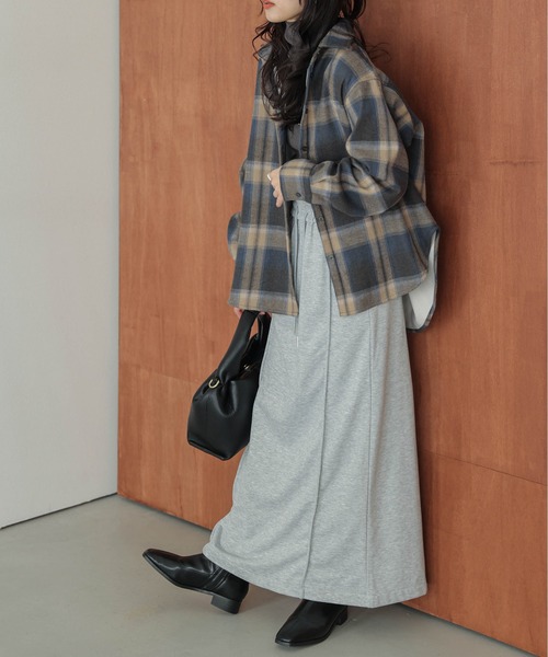 La-gemme(ラジェム)の「裏起毛 ヴィンテージライクチェックシャツ(シャツ/ブラウス・レディース・オレンジ/ベージュ/マスタード/ブルー/ブラック・フリー)」の17枚目の写真