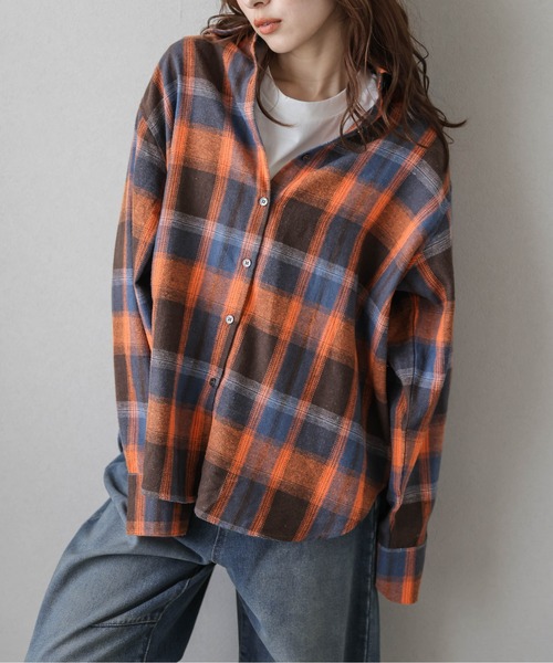 La-gemme(ラジェム)の「裏起毛 ヴィンテージライクチェックシャツ(シャツ/ブラウス・レディース・オレンジ/ベージュ/マスタード/ブルー/ブラック・フリー)」の21枚目の写真