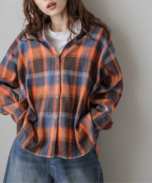 La-gemme(ラジェム)の「裏起毛 ヴィンテージライクチェックシャツ(シャツ/ブラウス・レディース・オレンジ/ベージュ/マスタード/ブルー/ブラック・フリー)」の22枚目の写真