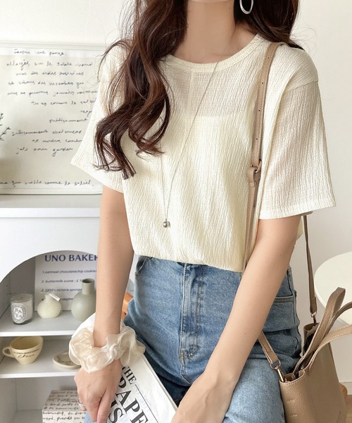classicalelf(クラシカルエルフ)の「軽やか涼感、さらり抜け感。楊柳ベーシックTシャツ(半袖)(Tシャツ/カットソー・レディース・ブラウン/チャコール/グレイッシュベージュ/アイボリー/オフホワイト・LARGE/MEDIUM/SMALL/X-LARGE)」の7枚目の写真