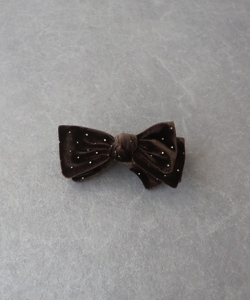 BLUEEAST（ブルーイースト）の「スタッズベロアバナナクリップ（バレッタ/ヘアクリップ・レディース・ブラウン/グレー/ブラック・FREE）」の12枚目の写真