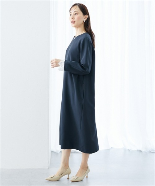 7days Life Styling(セブンデイズライフスタイリング)の「レースカフスストレッチワンピース(ワンピース・レディース・ブラック/ネイビー・3L/LL/L/M)」の4枚目の写真
