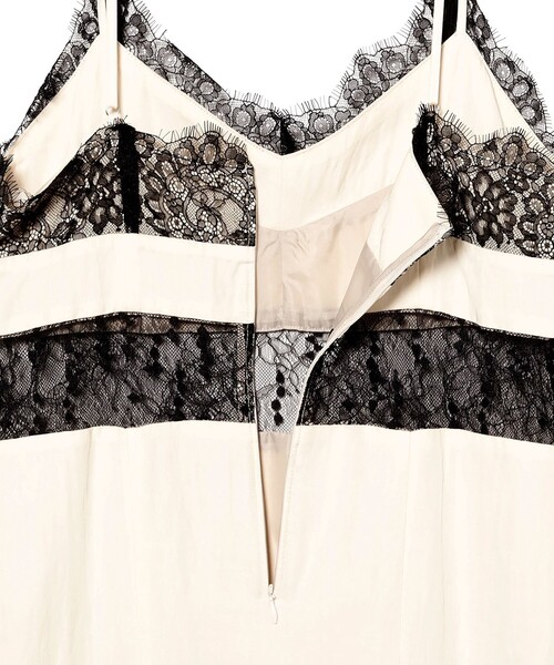 Ray BEAMS（レイビームス）の「レース キリカエ キャミワンピース（ワンピース・レディース・ブラック/オフホワイト・0/1）」の21枚目の写真