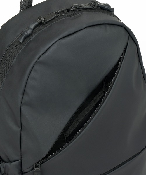 Samsonite(サムソナイト)の「サムソナイトレッド Z-ZIP ラウンド バックパック(バックパック/リュック・メンズ・ブラック/ブラック×ブルー・ONE SIZE)」の7枚目の写真
