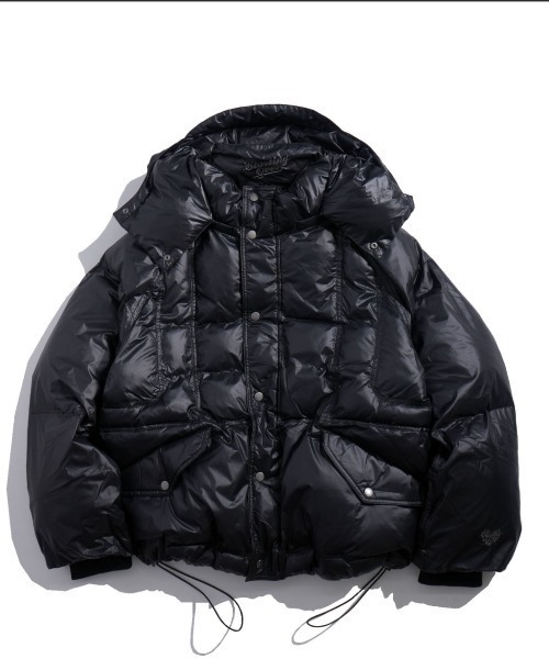 NOIZY(ノイジー)の「2way reversible padded jacket / 2way リバーシブル シレー ワンポイントロゴ ショート ファイバー ダウンジャケット(ダウンジャケット/コート・メンズ・ブラック・LARGE/MEDIUM)」の4枚目の写真