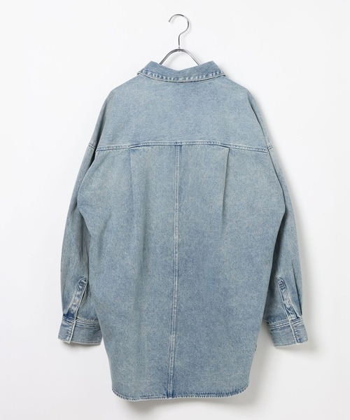 BAYFLOW（ベイフロー）の「[羽織りとしても活躍♪]デニムチュニック（シャツ/ブラウス・レディース・インディゴブルー/サックスブルー・FREE）」の5枚目の写真