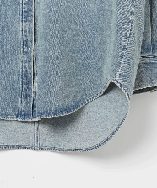 BAYFLOW（ベイフロー）の「[羽織りとしても活躍♪]デニムチュニック（シャツ/ブラウス・レディース・インディゴブルー/サックスブルー・FREE）」の9枚目の写真