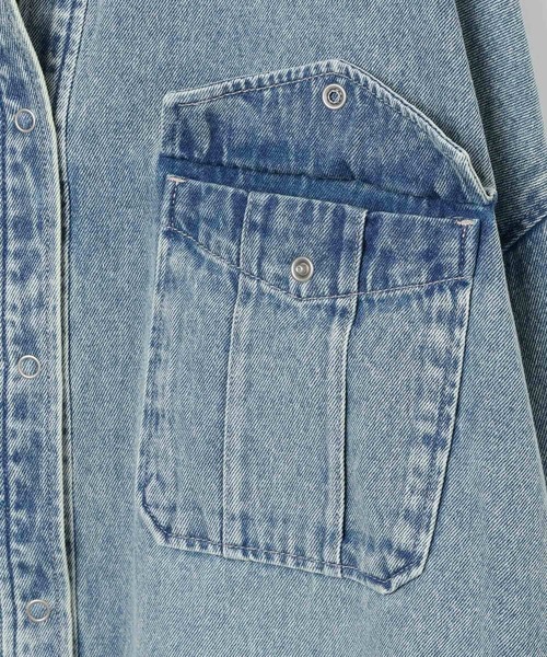 BAYFLOW（ベイフロー）の「[羽織りとしても活躍♪]デニムチュニック（シャツ/ブラウス・レディース・インディゴブルー/サックスブルー・FREE）」の10枚目の写真