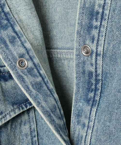 BAYFLOW（ベイフロー）の「[羽織りとしても活躍♪]デニムチュニック（シャツ/ブラウス・レディース・インディゴブルー/サックスブルー・FREE）」の11枚目の写真