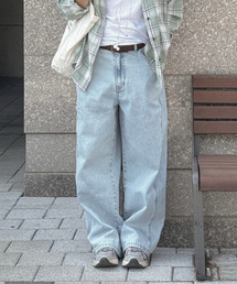 Vintage Washed Curved Denim - Light Blue