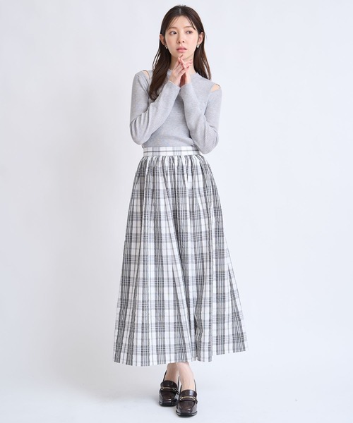 NOELA(ノエラ)の「ショルダーカットニット(ニット/セーター・レディース・グレー/オフホワイト/イエロー・フリー)」の16枚目の写真