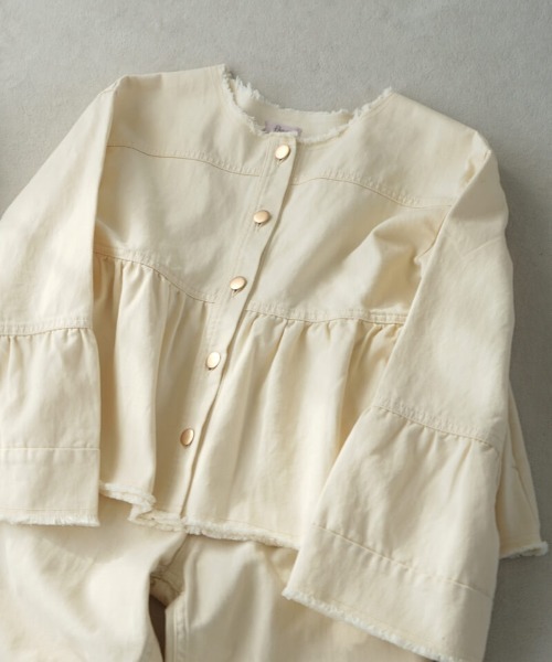 flower（フラワー）の「デニムフレアジャケット2（デニムジャケット・レディース・ブルー/アイボリー・FREE）」の15枚目の写真