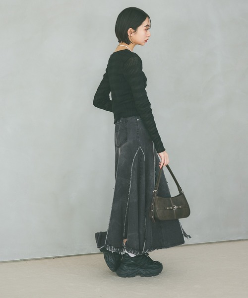 PAGEBOY（ページボーイ）の「シアーリップルニットカーディガン（カーディガン/ボレロ・レディース・グレー/オフホワイト/ブルー/ブラック・FREE）」の19枚目の写真