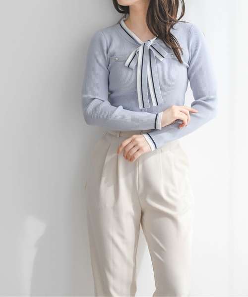 MISCH MASCH（ミッシュマッシュ）の「2026春夏新作 マルチ配色ボウタイリブニット（ニット/セーター・レディース・ブルー/ホワイト/ネイビー・ﾌﾘ-）」の11枚目の写真